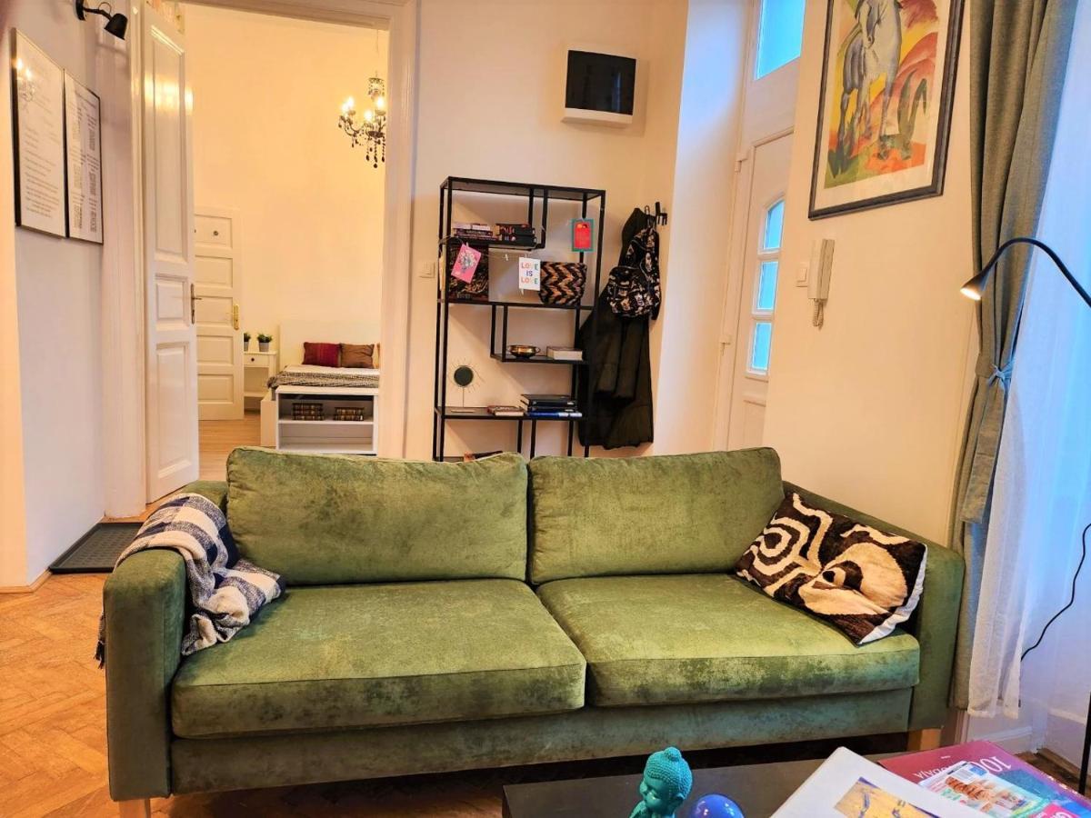 Travelers Award Winning Place In The Heart Of Budapest Apartment Kamilla Esterno foto